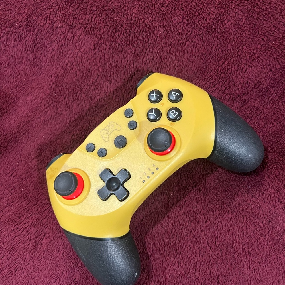 Nintendo switch Yellow and Black Wireless Game Controller